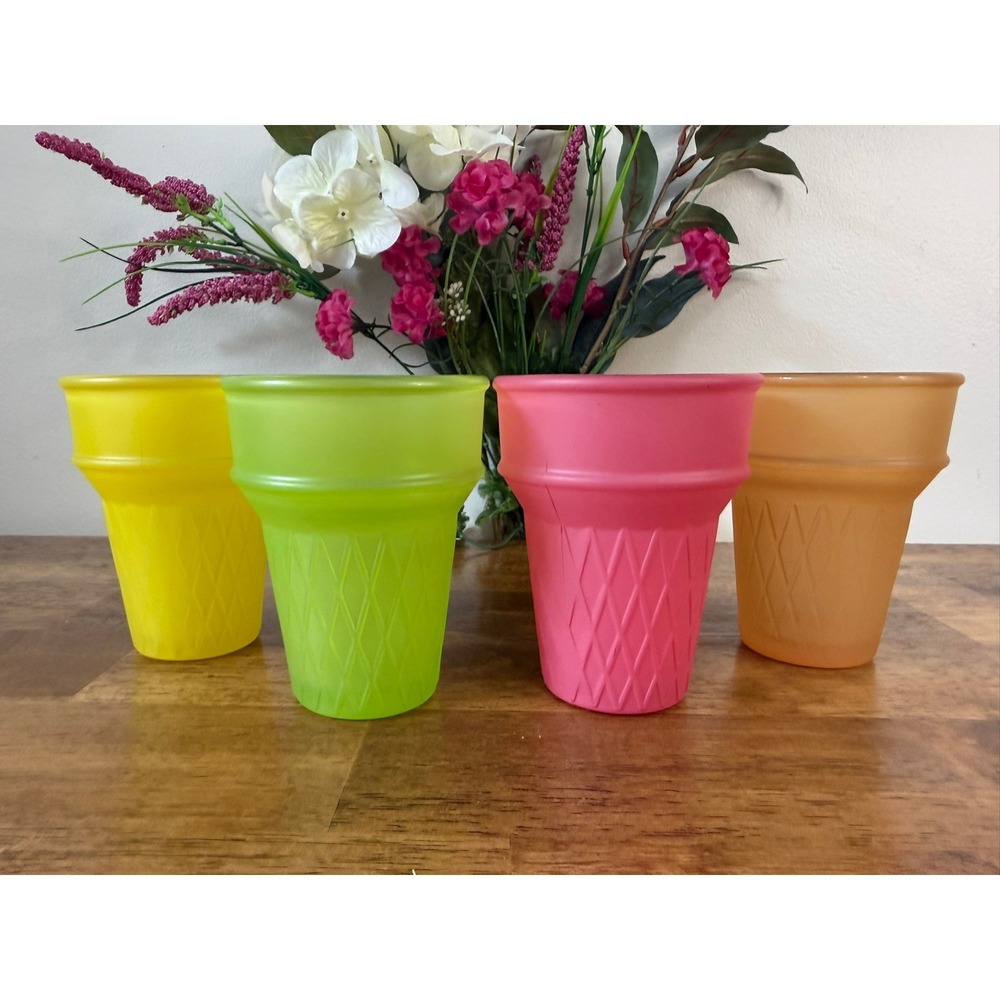 Vintage Libbey Ice Cream Cone Parfait Sundae Glasses Frosted Pastel Set of 4